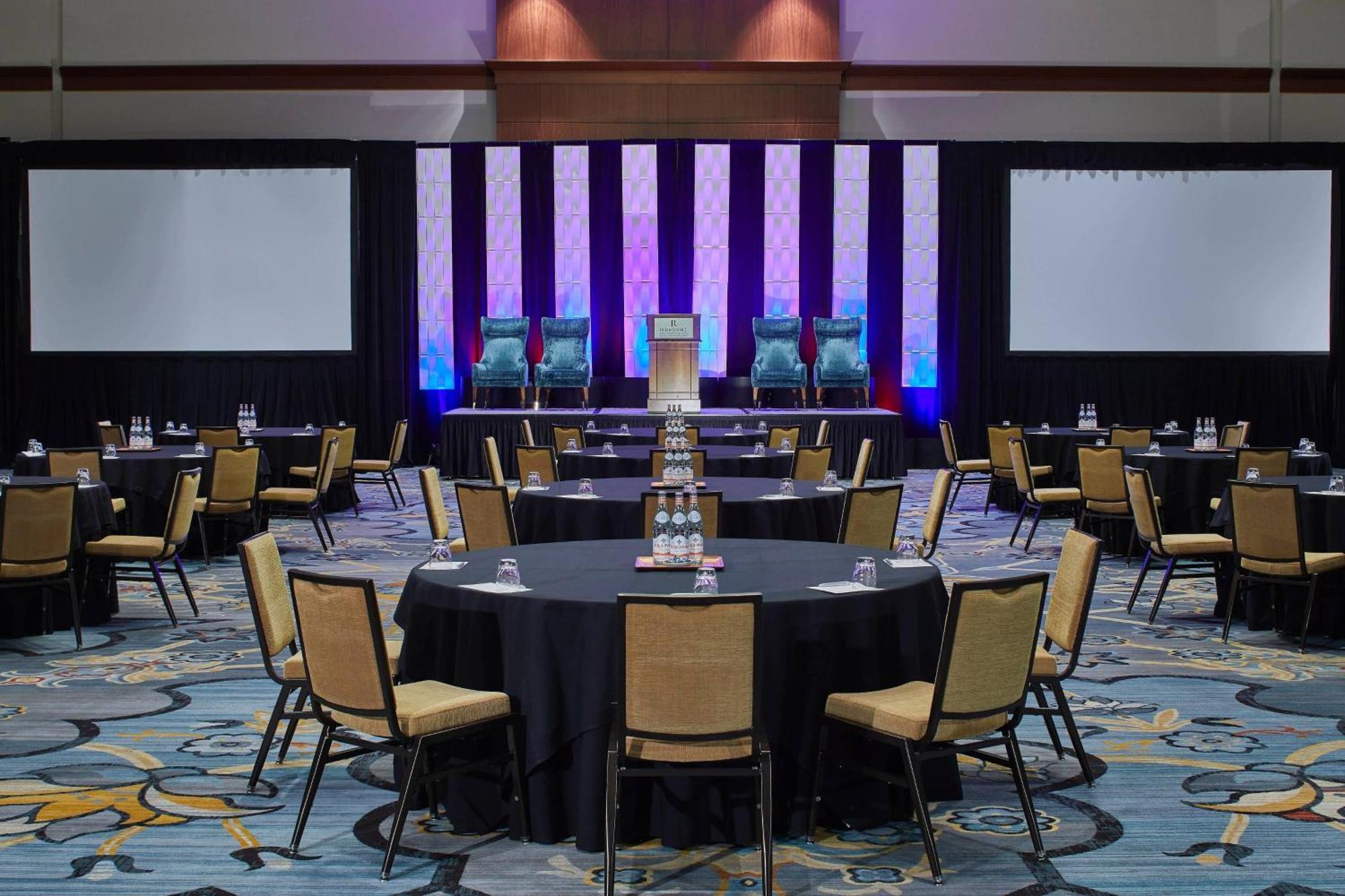 Hotel Renaissance & At The Convention Center Montgomery